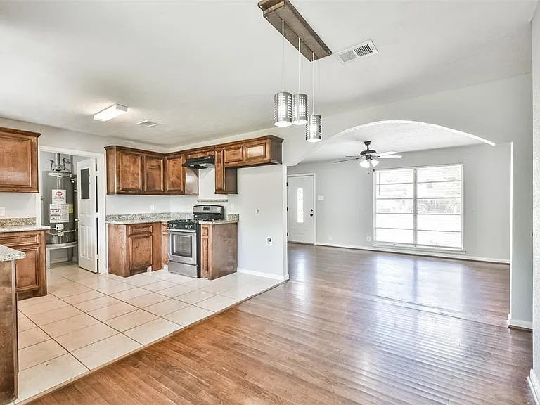 7106 Pinetex Dr — Photo 11