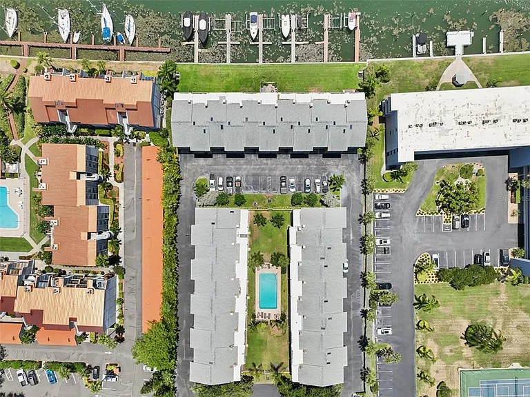 637 Pinellas Bayway S #105 — Photo 61