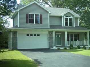 65 High Lawn Rd, Fairfield, CT 06824