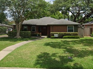 3706 Drummond St, Houston, TX 77025