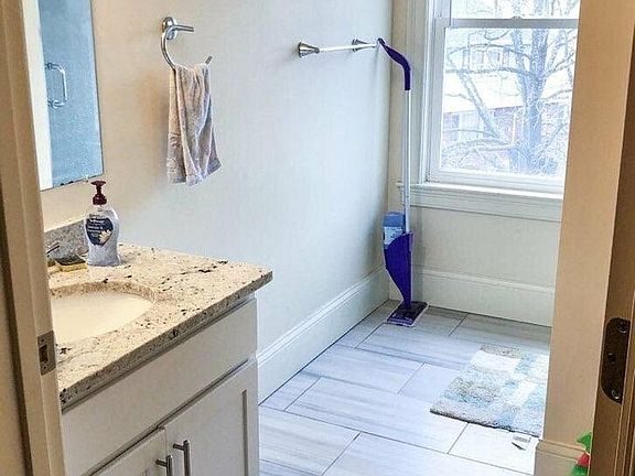 4th image of 32 Higgins St APT 2