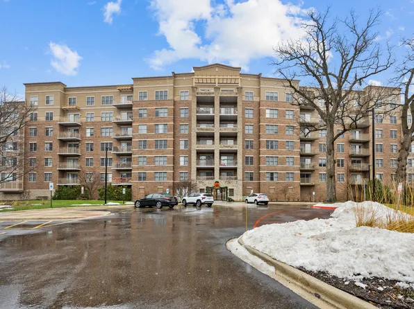 (undisclosed Address), Bloomingdale, IL 60108