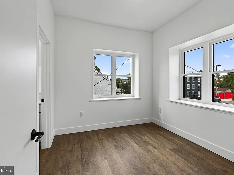 123 S Main St #10 — Photo 14