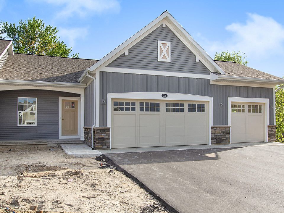 1st image of 906 S Center Park Dr SW #11