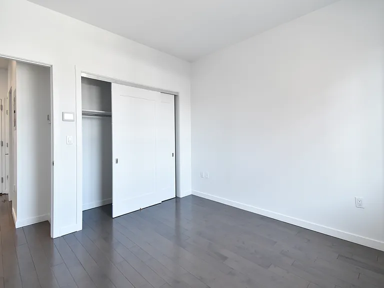 3040 21st St #205 — Photo 5