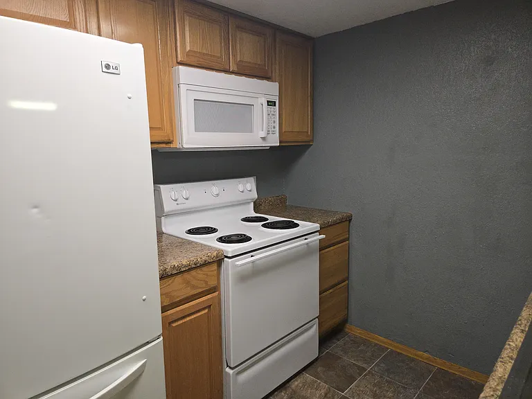 12184 Melody Dr #102 — Photo 17