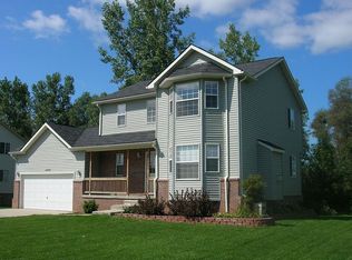 6091 Maple Trl, Grand Blanc, MI 48439