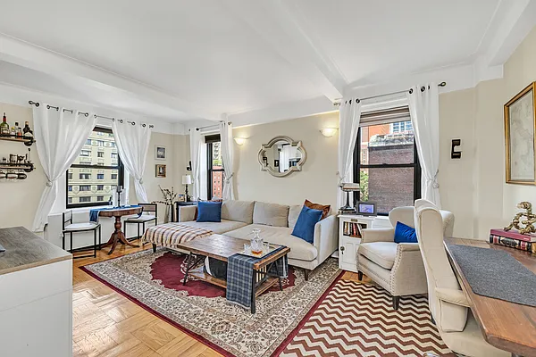 Rented by Brown Harris Stevens | media 20