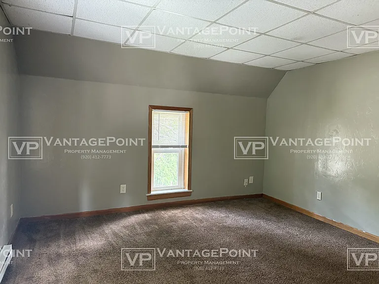 420 1/2 E Pine St — Photo 3