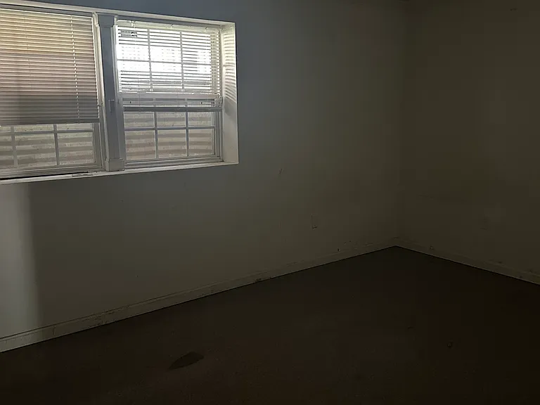 541 Primus Ct — Photo 33
