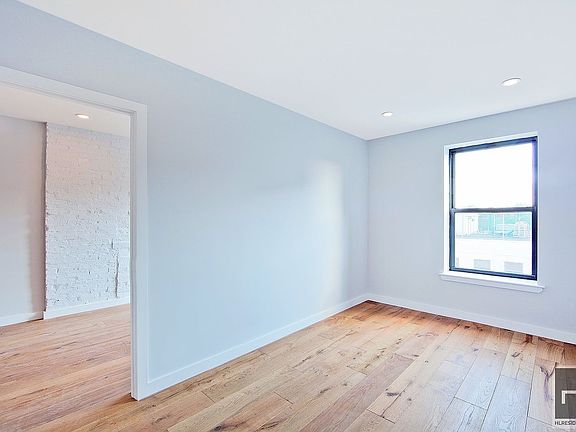 3rd image of 100 Wyckoff St #2A