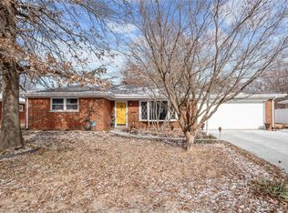 53 Briarwood Dr, Belleville, IL