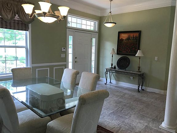 5th image of 6605 Camelot Ct