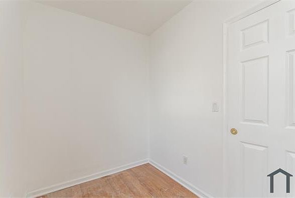 1st image of 255 E Elkhart St