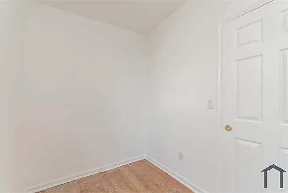 255 E Elkhart St