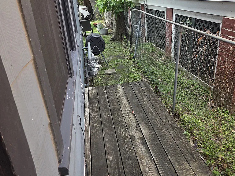 603 Teetshorn St #B — Photo 20