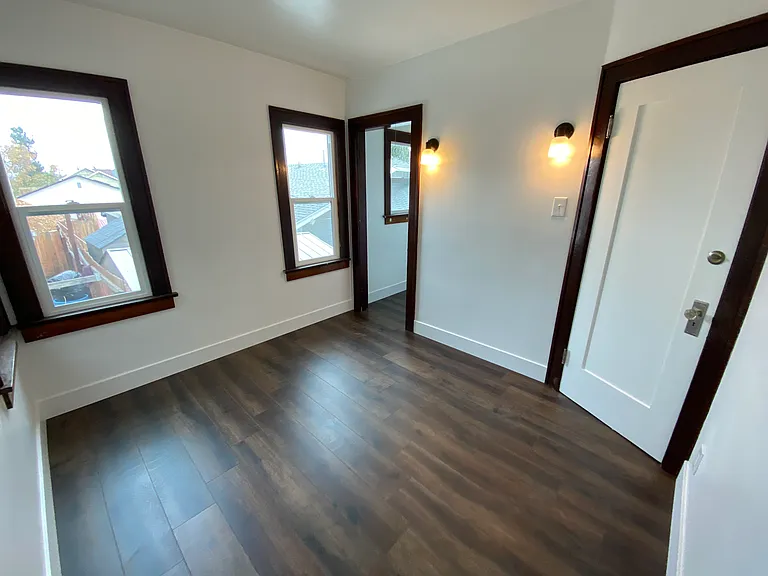 Acacia St — Photo 9