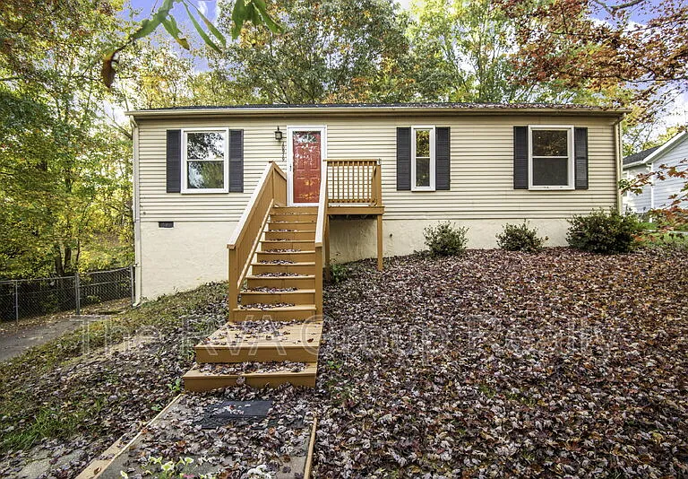 10919 Speeks Ct — Photo 1