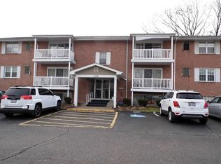 209 Coraopolis Rd APT 2, Coraopolis, PA 15108
