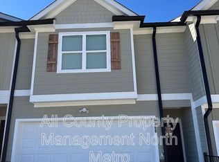 6368 Pine Station Dr, Lula, GA 30554