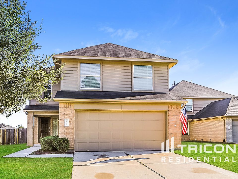 1st image of 21418 Palma Grove Way