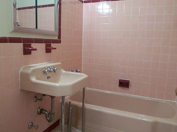 5th image of 277 E 207th St APT 1C
