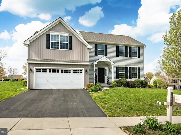 1704 Beufort Ct, Coatesville, PA 19320