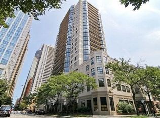 33 W Delaware Pl #B, Chicago, IL 60610