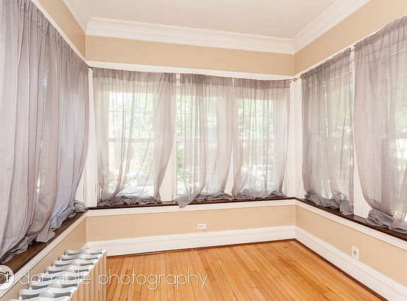 5th image of 4825 N Leavitt St #1