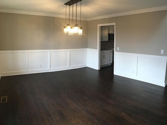 2nd image of 115 Summerfield Lot 115