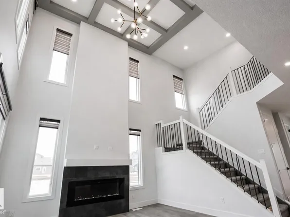 7446 Colonel Mewburn Rd NW, Edmonton, AB T5E 6V6