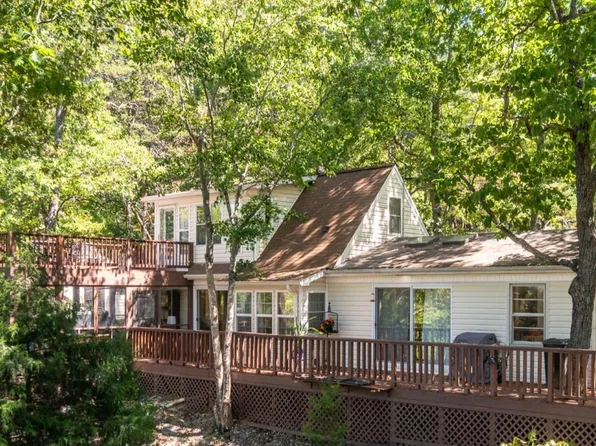 1451 Trellis Ridge Dr, Lynch Station, VA 24571