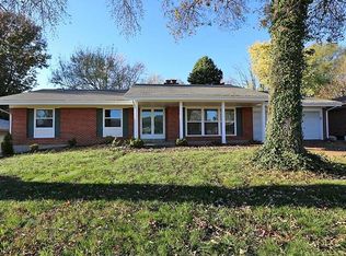 4435 Candleglow Dr, Saint Louis, MO 63129
