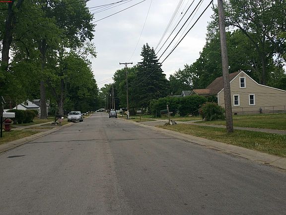 4th image of 3036 Caroline St