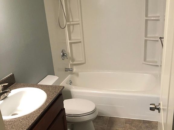 3rd image of 1111 N K St APT 102