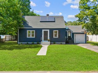 16 Samoset Ave, North Haven, CT 06473