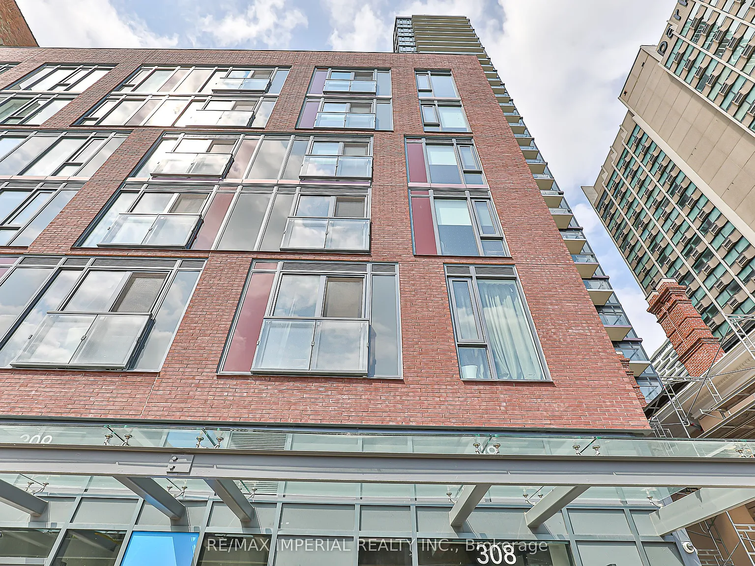 4 bed, $4,250 — Photo 3
