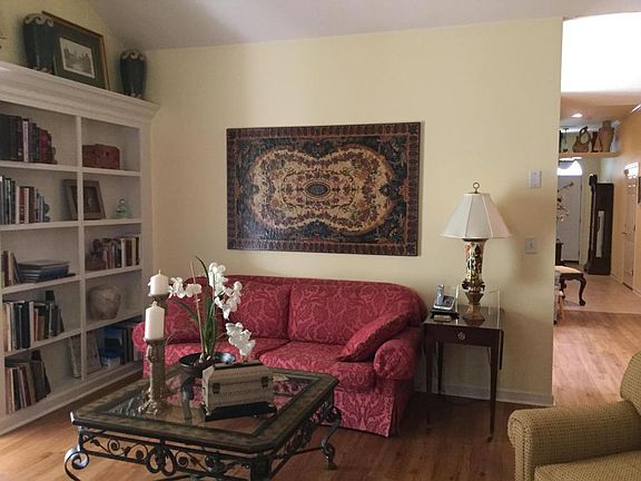 5th image of 6325 Amber Brook Dr #27
