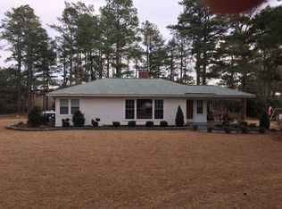 411 Sand Pit Rd, Aberdeen, NC 28315