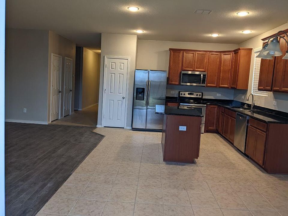 1st image of 1729 Vernon Dr