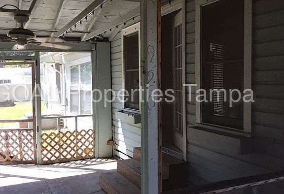2nd image of 920 Kissengen Ave