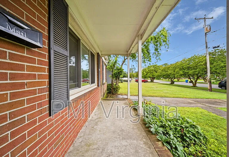 5389 Susquehanna Dr — Photo 5