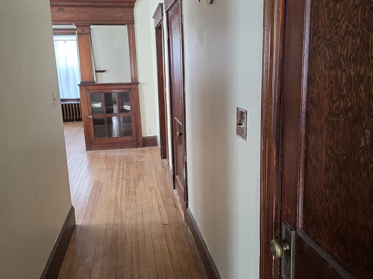179 College St #3 — Photo 16