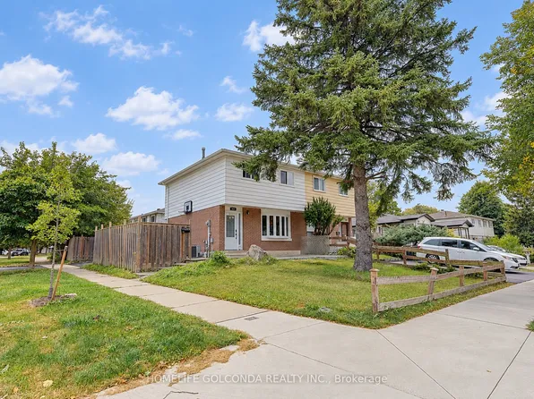 258 Hollyberry Trl, Toronto, ON M2H 2P4