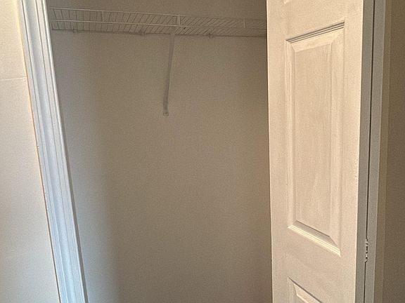 3rd image of 1039 Maryland Ave