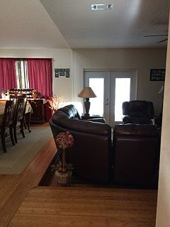 2nd image of 2107 Sunbury Cir