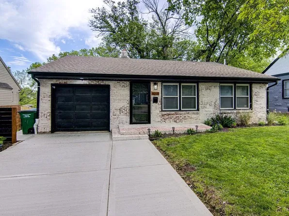 4018 W 47th Ter, Roeland Park, KS 66205