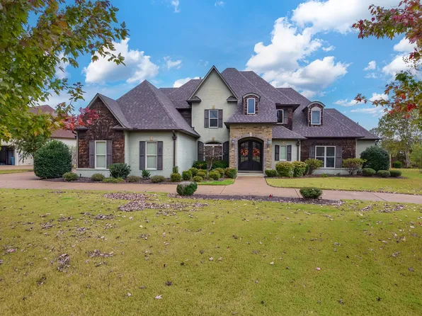 67 Cross Pointe Dr, Jackson, TN 38305