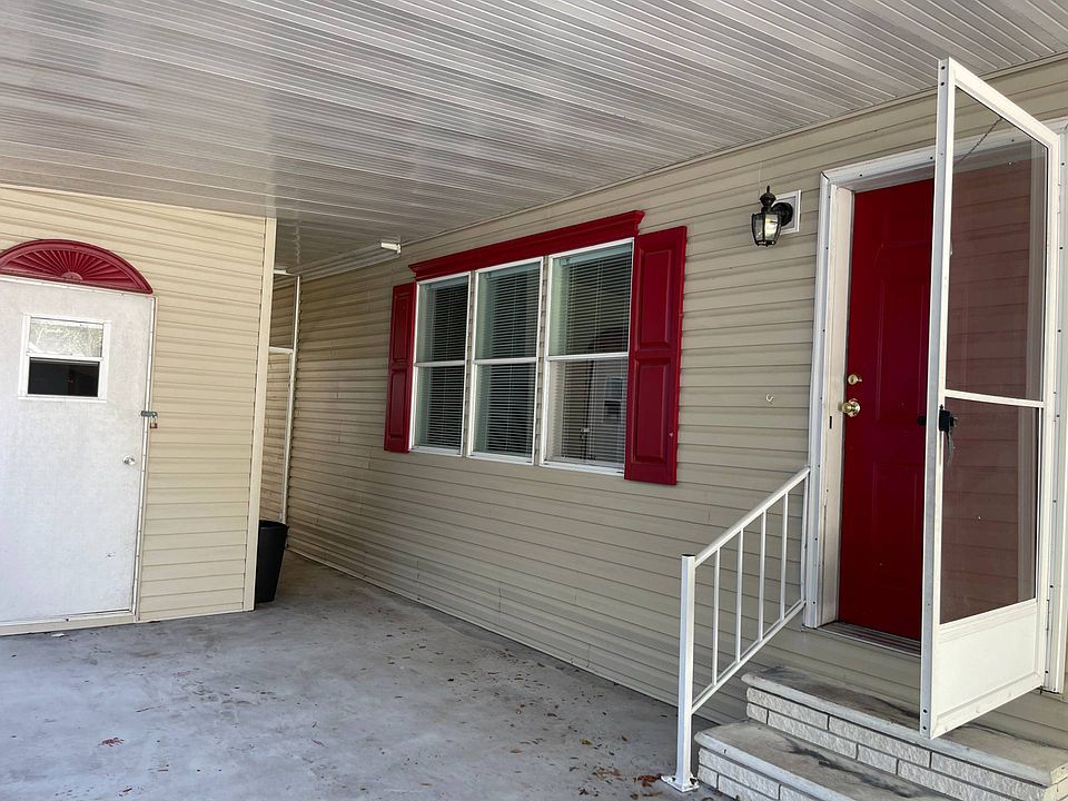 1st image of 3118 Bending Oak Dr