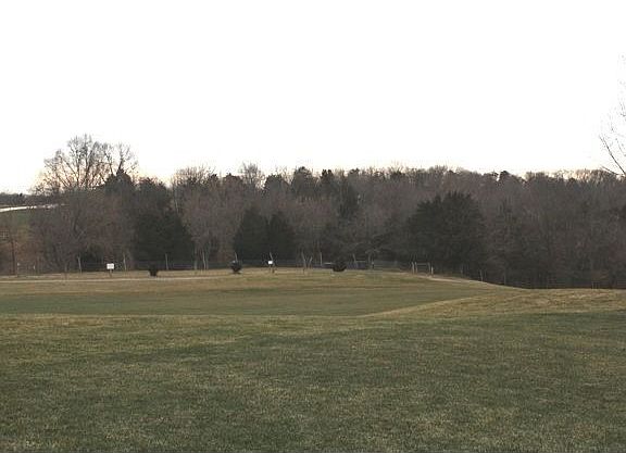 3rd image of 747 Shannon Dr N